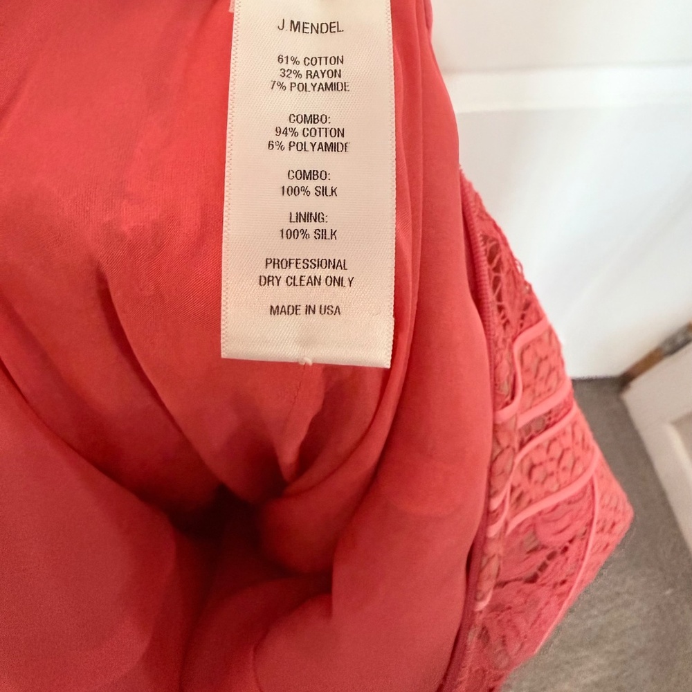 J Mendel - new : coral trumpet style lace overlay gown - Picture 5 of 7